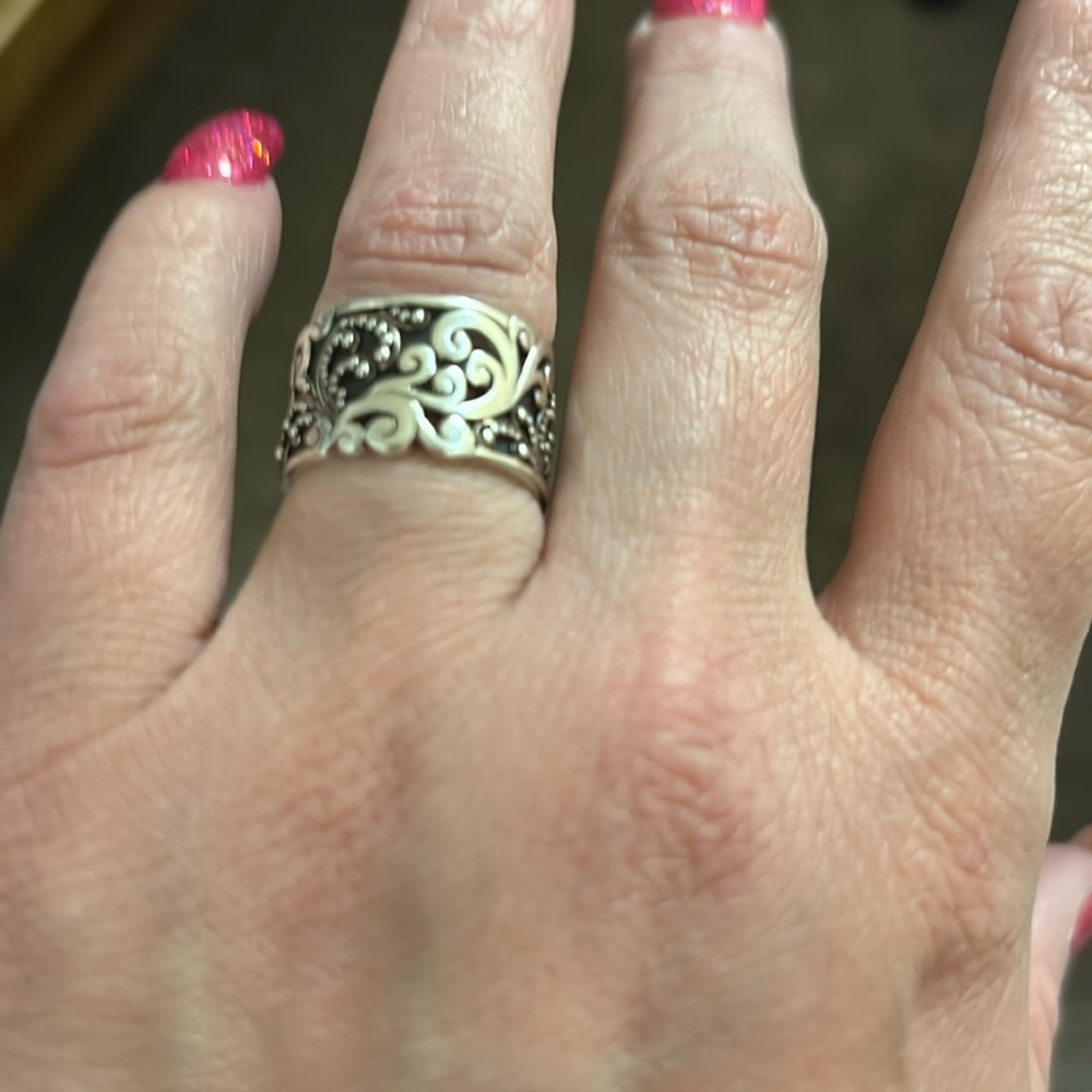 Lois hill Sterling silver size 8 women’s ring